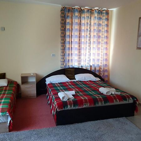 Viriks Otel Burgaz Dış mekan fotoğraf