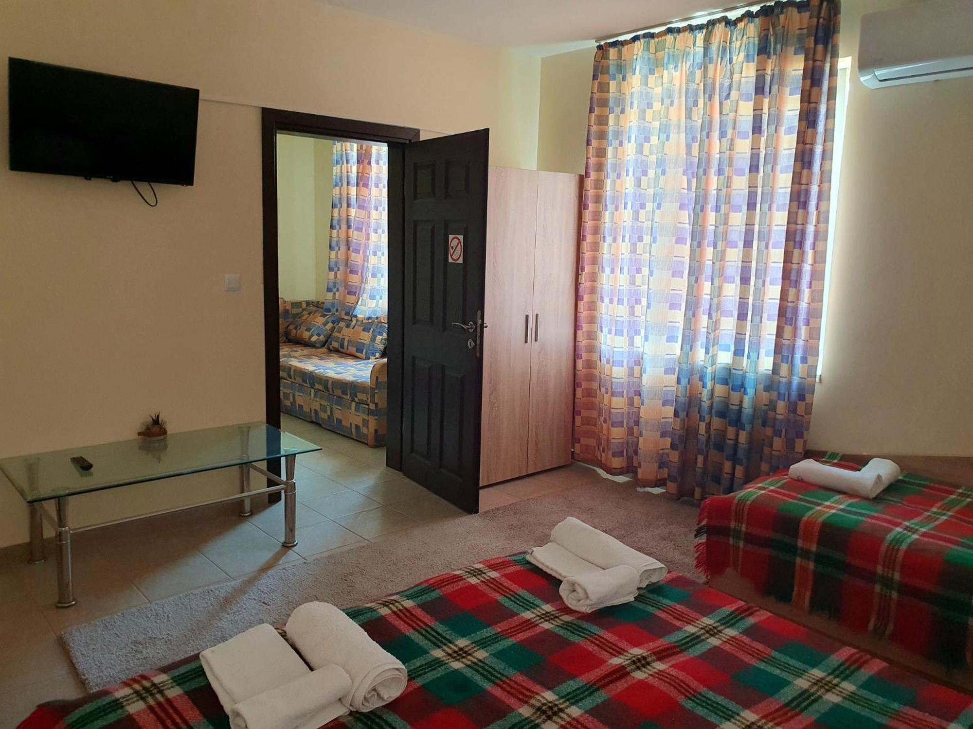 Viriks Otel Burgaz Dış mekan fotoğraf