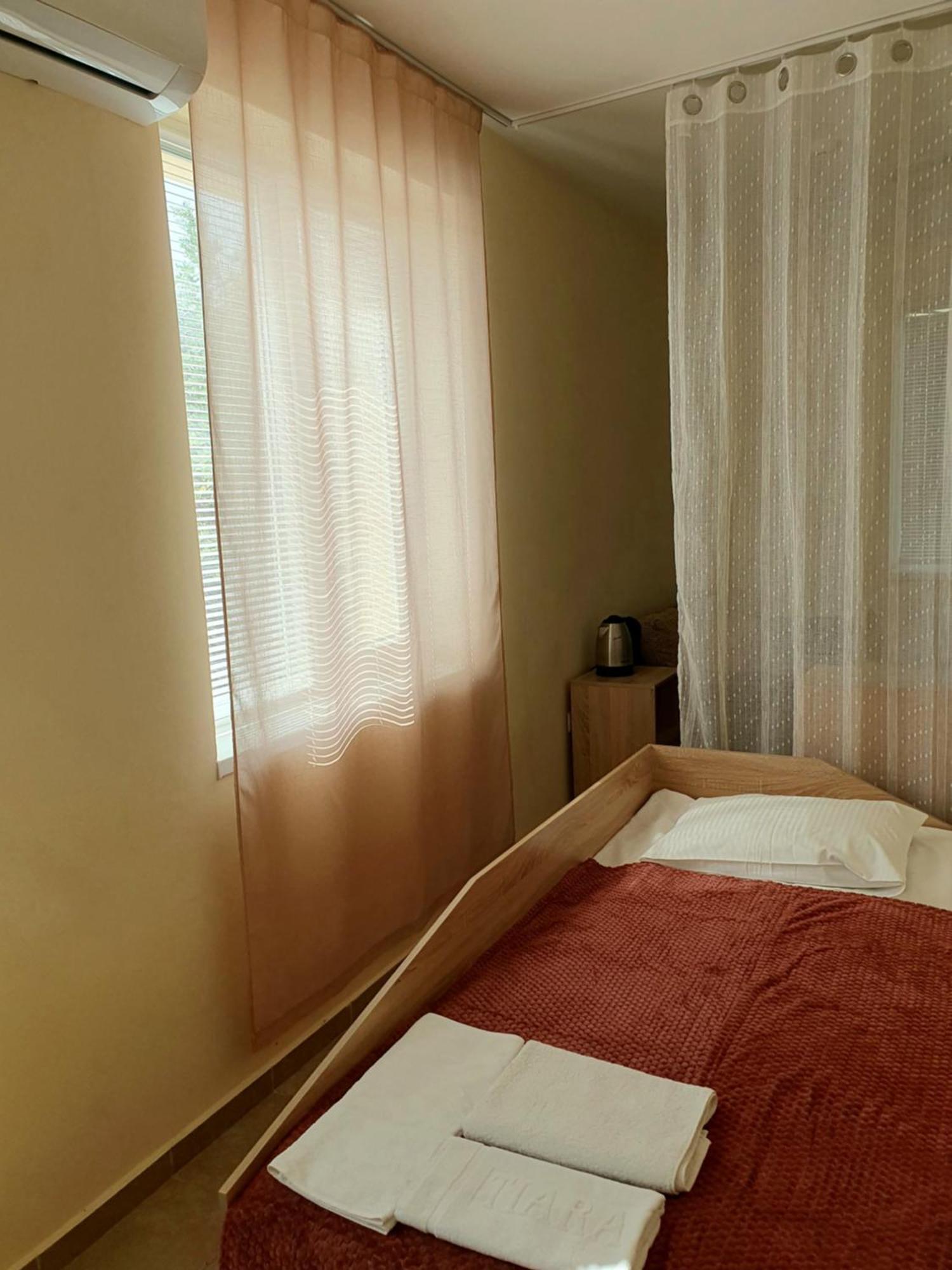 Viriks Otel Burgaz Dış mekan fotoğraf